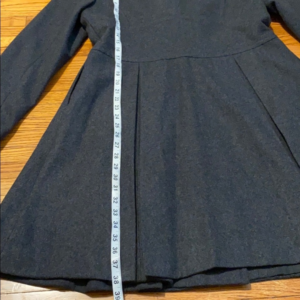 EUC Gray Wool pleated Coat - Picture 10 of 13